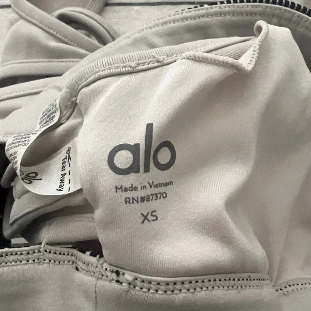 Worn Twice Alo sports bra